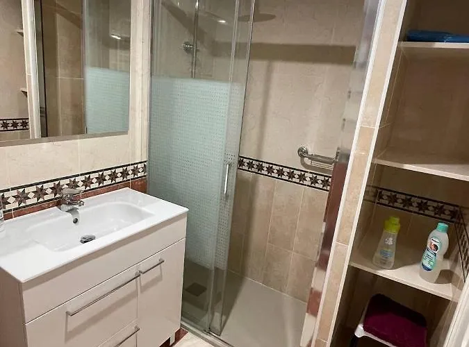 Playa De Oro Con Parking Appartement